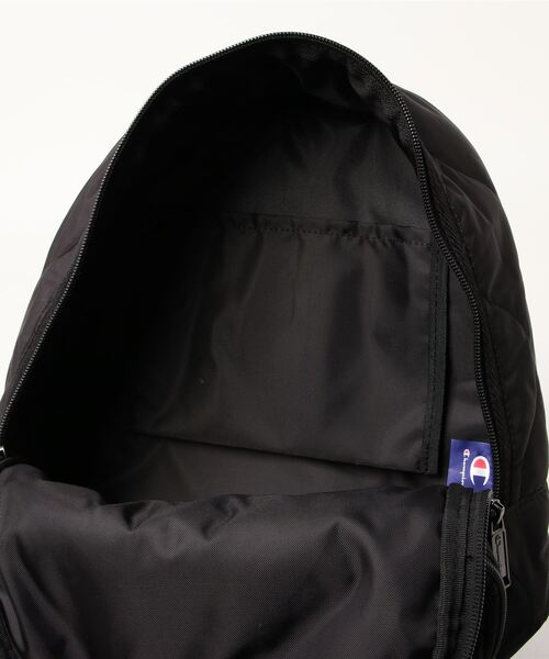 Champion（チャンピオン）の「チャンピオン　ヒプラー　キルティング　リュックサック　63505（バックパック/リュック・レディース・ベージュ/ブラック/カーキ・FREE）」の4枚目の写真