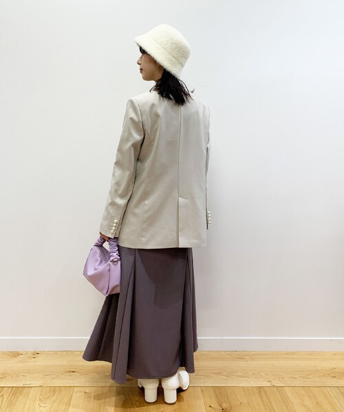 OPAQUE.CLIP（オペークドットクリップ）の「◆パール調釦テーラードジャケット（テーラードジャケット・レディース・ライトグレー/ネイビー・38/36）」の7枚目の写真