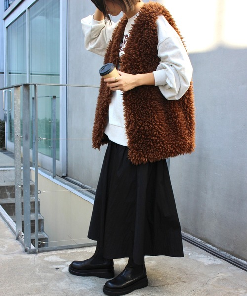 MLI'A（エムリア）の「カレッジロゴスウェット（スウェット・レディース・ブラック/オートミール/ボルドー・M）」の20枚目の写真