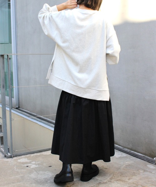 MLI'A（エムリア）の「カレッジロゴスウェット（スウェット・レディース・ブラック/オートミール/ボルドー・M）」の21枚目の写真