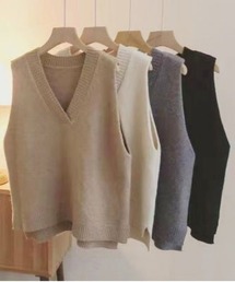 Vネックベスト