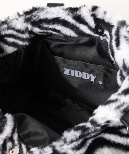 ZIDDY（ジディ）の「ZIDDY/2WAYフェイクファーショルダーバッグ（ショルダーバッグ・キッズ・ベージュ/ブラック系その他・ONESIZE）」の17枚目の写真