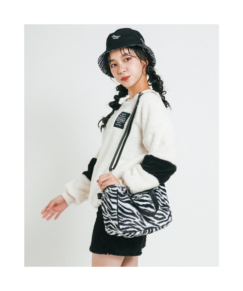 ZIDDY（ジディ）の「ZIDDY/2WAYフェイクファーショルダーバッグ（ショルダーバッグ・キッズ・ベージュ/ブラック系その他・ONESIZE）」の18枚目の写真
