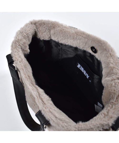 ZIDDY（ジディ）の「ZIDDY/2WAYフェイクファーショルダーバッグ（ショルダーバッグ・キッズ・ベージュ/ブラック系その他・ONESIZE）」の13枚目の写真
