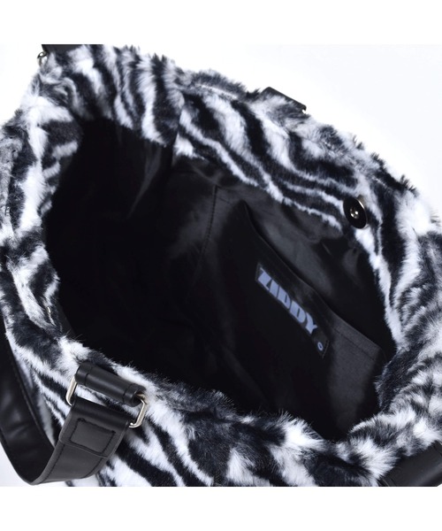 ZIDDY（ジディ）の「ZIDDY/2WAYフェイクファーショルダーバッグ（ショルダーバッグ・キッズ・ベージュ/ブラック系その他・ONESIZE）」の14枚目の写真