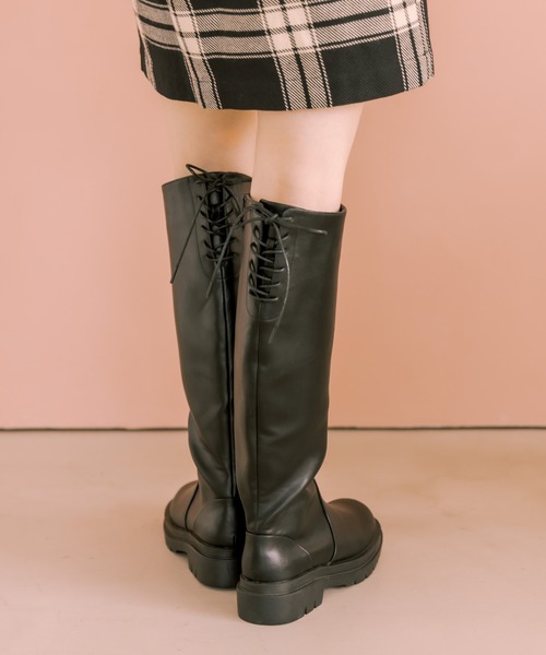 OLIVE des OLIVE（オリーブデオリーブ）の「バックレースアップロングブーツ（ブーツ・レディース・ブラック/ダークブラウン・SMALL/MEDIUM/LARGE）」の12枚目の写真