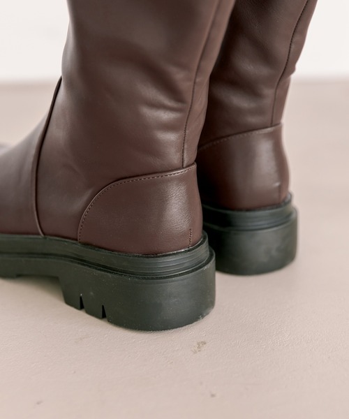 OLIVE des OLIVE（オリーブデオリーブ）の「バックレースアップロングブーツ（ブーツ・レディース・ブラック/ダークブラウン・SMALL/MEDIUM/LARGE）」の11枚目の写真