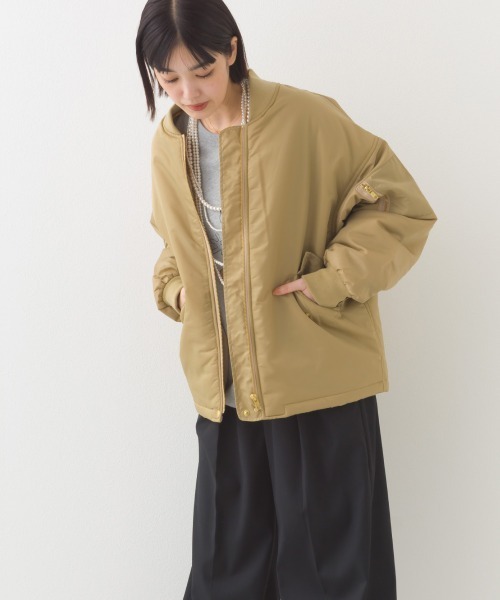 OMNES（オムネス）の「ナイロンツイルMA-1ブルゾン（ブルゾン・レディース・ブラック/ベージュ・FREE）」の8枚目の写真