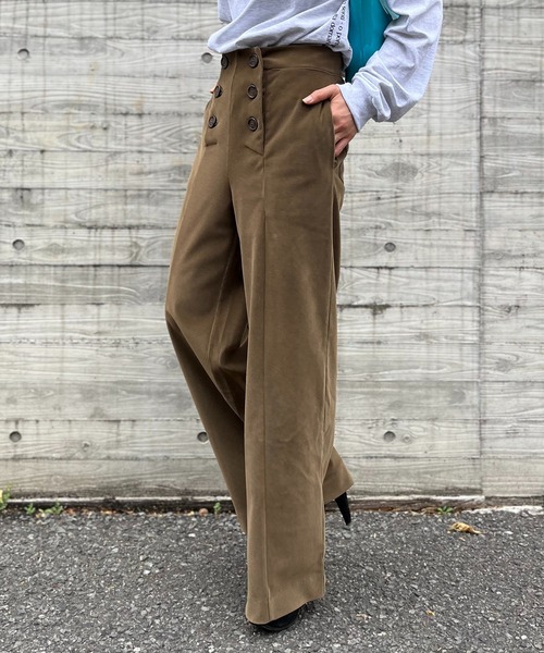 mi via loca(ミヴィアロカ)の「コーデュロイワイドパンツ(その他パンツ・レディース・オレンジ/ブラウン/カーキブラウン・FREE)」の4枚目の写真