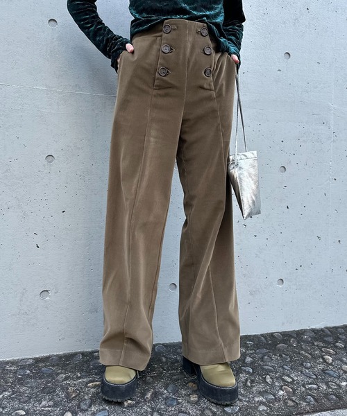 mi via loca(ミヴィアロカ)の「コーデュロイワイドパンツ(その他パンツ・レディース・オレンジ/ブラウン/カーキブラウン・FREE)」の8枚目の写真