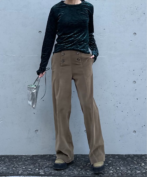 mi via loca(ミヴィアロカ)の「コーデュロイワイドパンツ(その他パンツ・レディース・オレンジ/ブラウン/カーキブラウン・FREE)」の12枚目の写真