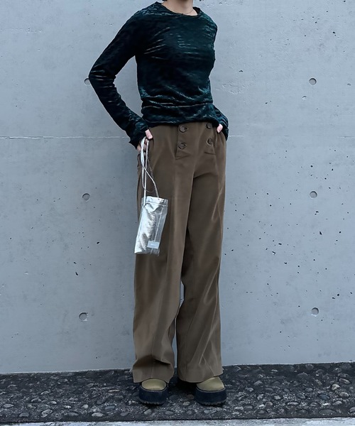 mi via loca(ミヴィアロカ)の「コーデュロイワイドパンツ(その他パンツ・レディース・オレンジ/ブラウン/カーキブラウン・FREE)」の13枚目の写真