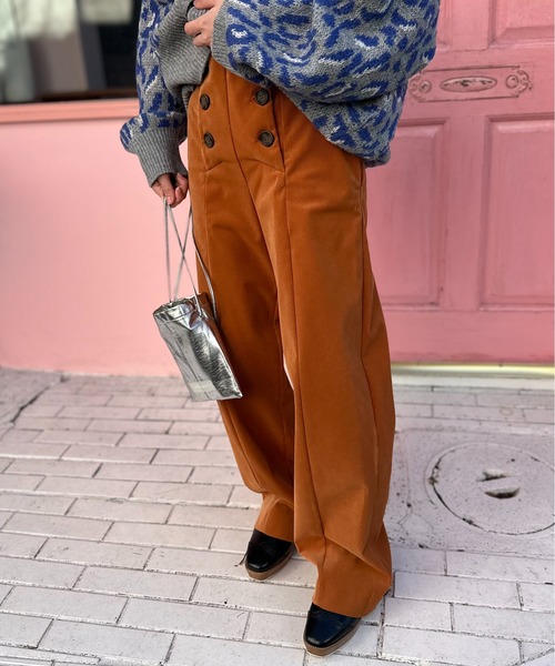 mi via loca(ミヴィアロカ)の「コーデュロイワイドパンツ(その他パンツ・レディース・オレンジ/ブラウン/カーキブラウン・FREE)」の16枚目の写真