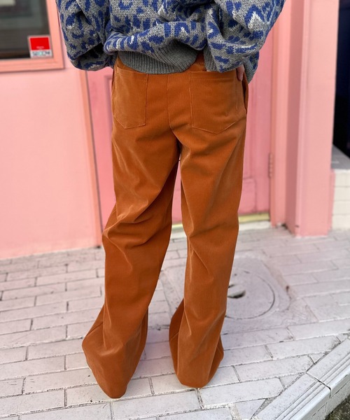 mi via loca(ミヴィアロカ)の「コーデュロイワイドパンツ(その他パンツ・レディース・オレンジ/ブラウン/カーキブラウン・FREE)」の17枚目の写真