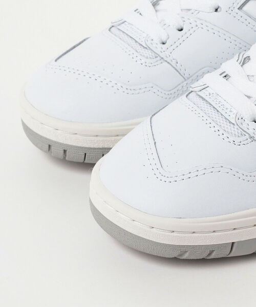 BEAMS BOY(ビームスボーイ)の「NEW BALANCE / BB550 PB1(スニーカー・レディース・ホワイト・23.5/24/24.5/25)」の2枚目の写真