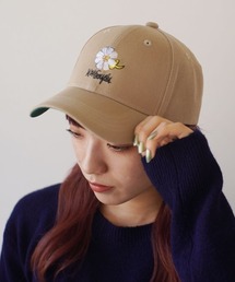 Mark Gonzales（マーク・ゴンザレス）の「フラワー 刺繍 ローキャップ / LOW CAP 【（What it isNt）ART BY MARKGONZALES / (ワットイットイズント) アートバイ マークゴンザレス 】（キャップ）」
