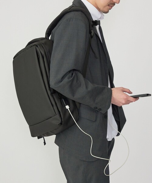 SHIPS（シップス）の「【WEB限定】SHIPS: ビジネスカジュアル バックパック（バックパック/リュック・メンズ・ブラック/グレー・ONE SIZE）」の3枚目の写真