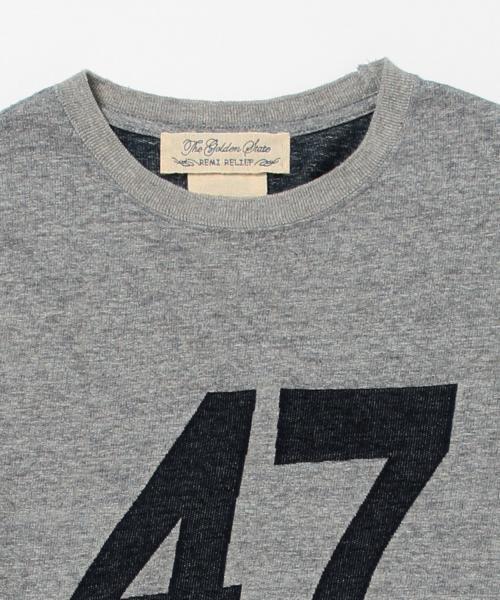 BEAMS PLUS（ビームスプラス）の「REMI RELIEF×BEAMS PLUS / 別注 インディゴ ジャガード Tee（ニット/セーター・メンズ・ホワイト/チャコールグレー/インディゴブルー・MEDIUM/LARGE/SMALL/X-LARGE）」の15枚目の写真