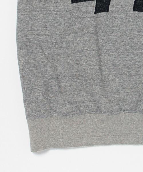 BEAMS PLUS（ビームスプラス）の「REMI RELIEF×BEAMS PLUS / 別注 インディゴ ジャガード Tee（ニット/セーター・メンズ・ホワイト/チャコールグレー/インディゴブルー・MEDIUM/LARGE/SMALL/X-LARGE）」の17枚目の写真