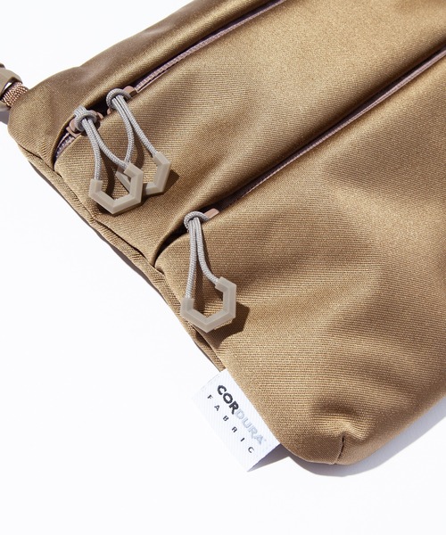 F/CE. (エフシーイー)の「F/CE. SATIN SACOCHE M / エフシーイー サテン サコッシュM(ショルダーバッグ・メンズ・ブラック/ワイン/キャメル・FREE)」の13枚目の写真