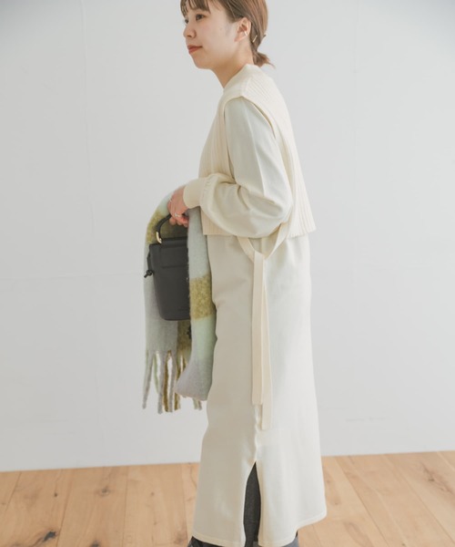 ITEMS URBANRESEARCH（アイテムズ アーバンリサーチ）の「リブベストセットワンピース（ワンピース・レディース・ホワイト/ブラック/グリーン・FREE）」の9枚目の写真