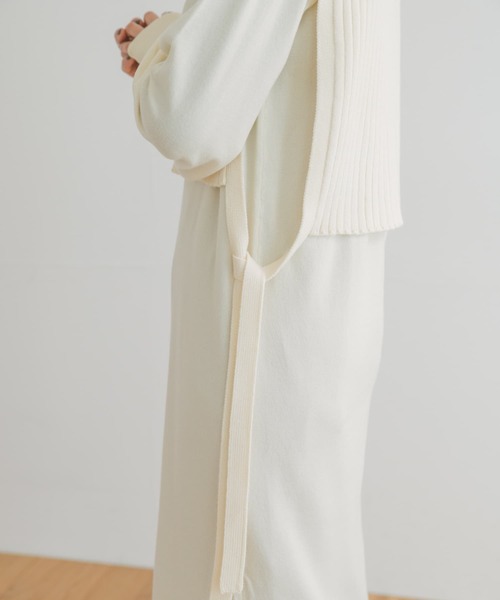 ITEMS URBANRESEARCH（アイテムズ アーバンリサーチ）の「リブベストセットワンピース（ワンピース・レディース・ホワイト/ブラック/グリーン・FREE）」の16枚目の写真