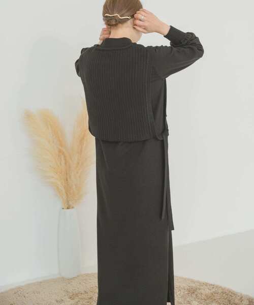 ITEMS URBANRESEARCH（アイテムズ アーバンリサーチ）の「リブベストセットワンピース（ワンピース・レディース・ホワイト/ブラック/グリーン・FREE）」の21枚目の写真