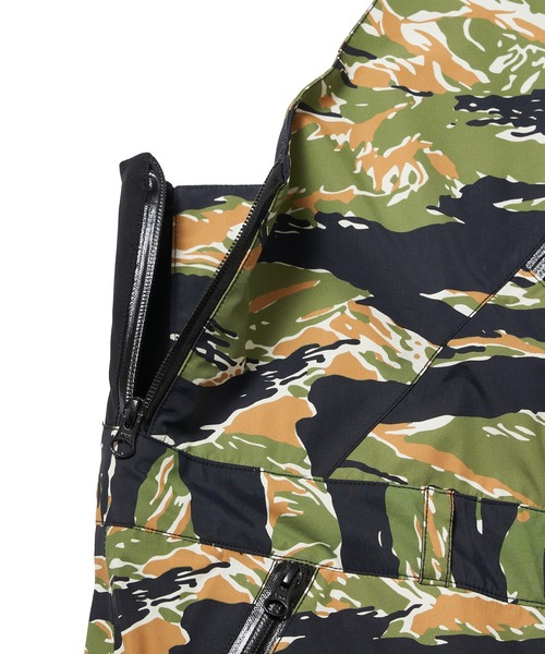 CRIMIE（クライミー）の「XD-CORE 3LAYER BIB PANTS（カーゴパンツ