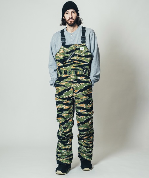 CRIMIE（クライミー）の「XD-CORE 3LAYER BIB PANTS（カーゴパンツ