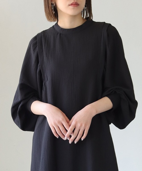 vingtrois(バントロア)の「【vingtrois】ボリュームスリーブロングフレアワンピース(ワンピース・レディース・ブラック/オフホワイト・M)」の17枚目の写真