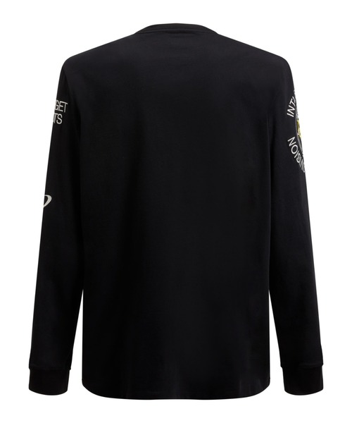 Guess（ゲス）の「L/S Bsc Racer Flag Tee（Tシャツ/カットソー・メンズ・ブラック・X-LARGE/LARGE/MEDIUM/SMALL）」の3枚目の写真