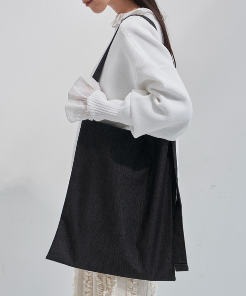 Libra Cue（リブラ キュー）の「【A4サイズ収納可】ワンショルダーキャンバストート（ショルダーバッグ・レディース・レッド/ネイビー/アイボリー・FREE）」の15枚目の写真