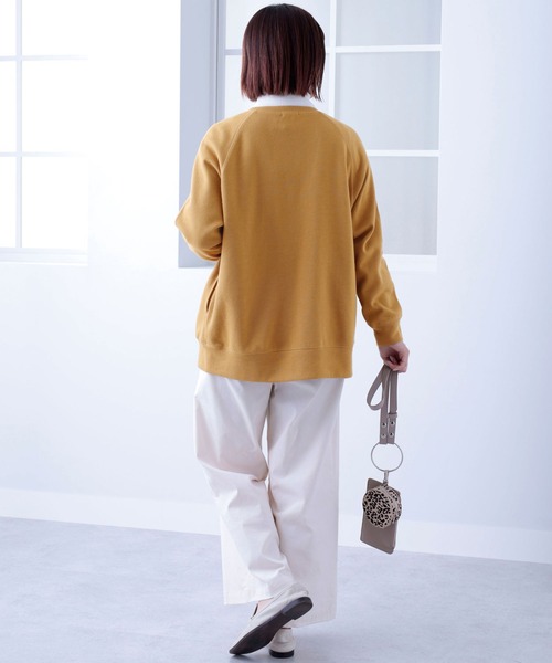 BELLUNA PLUS（ベルーナ）の「ボタンデザインクルーネックカーディガン（カーディガン/ボレロ・レディース・イエロー/レッド/ブラック/グリーン・MEDIUM/LARGE/X-LARGE）」の10枚目の写真