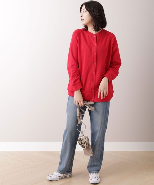 BELLUNA PLUS（ベルーナ）の「ボタンデザインクルーネックカーディガン（カーディガン/ボレロ・レディース・イエロー/レッド/ブラック/グリーン・MEDIUM/LARGE/X-LARGE）」の8枚目の写真