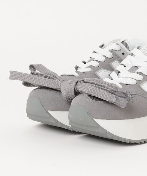 NEW BALANCE(ニューバランス)の「574+(スニーカー・レディース・ブラック/ライトグレー/グレー・24.5cm/23.5cm/23.0cm/22.5cm/22.0cm/24.0cm/25.0cm)」の10枚目の写真