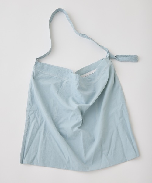 WHIMSIC（ウィムジック）の「【UNISEX】ナイロンビッグスリングバッグ（ショルダーバッグ・メンズ・ブラック/ブルー/ホワイト/グリーン/ネイビー・FREE）」の5枚目の写真