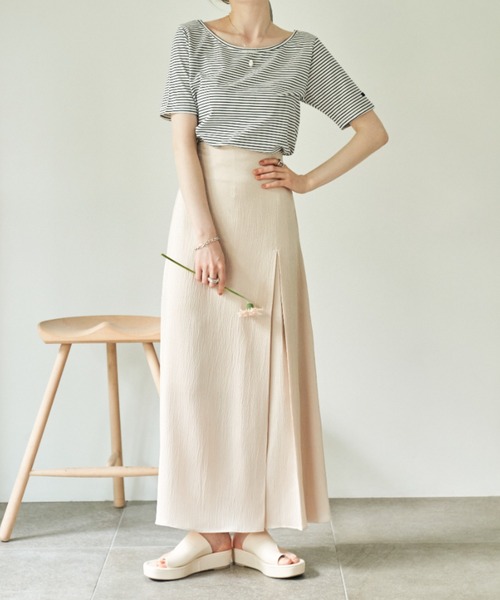 hinari（ヒナリ）の「サテンタックスカート（スカート）」 - WEAR