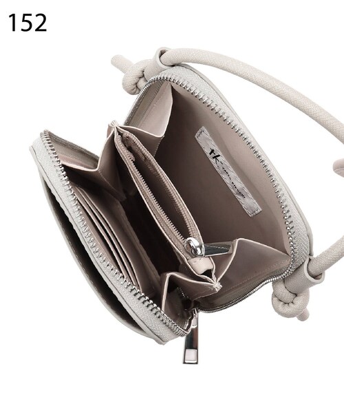 tk.TAKEO KIKUCHI（ティーケータケオキクチ）の「◆縦型ミニショルダーバッグ（ショルダーバッグ・メンズ・ブラック/ブラック系/ベージュ系/ブラック系3/シルバー系/モスグリーン系/ブラック系4/ベージュ系4/ネイビー系4/ブラック系5・00）」の16枚目の写真