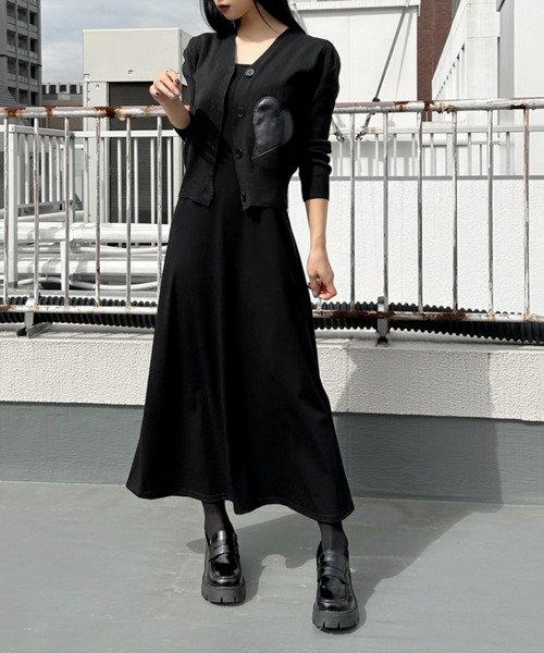 LVEU.（ラブユ.）の「【ZOZOTOWN限定】Heart design V-neck cardigan / ハートデザインVネックカーディガン（カーディガン/ボレロ・レディース・ブラック/ホワイト・FREE）」の7枚目の写真