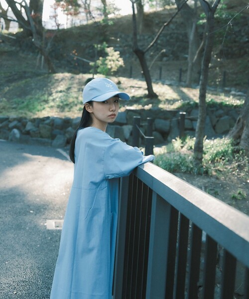 SHARE PARK(シェアパーク)の「【UVカット・撥水・ストレッチ】ストレッチデニムライト ワンピース(ワンピース・レディース・サックスブルー系/ネイビー系・MEDIUM/SMALL)」の12枚目の写真