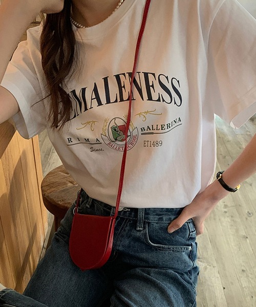 Chaco closet(チャコ クローゼット)の「フロントカレッジプリントTシャツ(Tシャツ/カットソー・レディース・ホワイト/ブラック・M/L)」の2枚目の写真