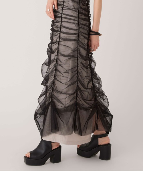 Ellno de Mavie(エルノデメヴィ)の「チュールシャーリングキャミワンピース(ワンピース・レディース・ブラック・FREE)」の5枚目の写真