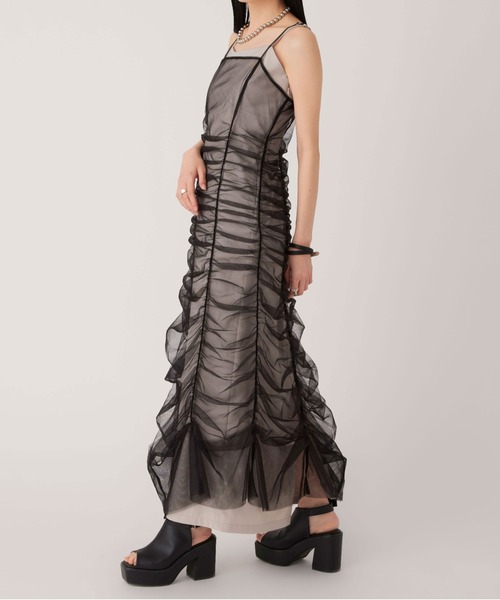 Ellno de Mavie(エルノデメヴィ)の「チュールシャーリングキャミワンピース(ワンピース・レディース・ブラック・FREE)」の15枚目の写真