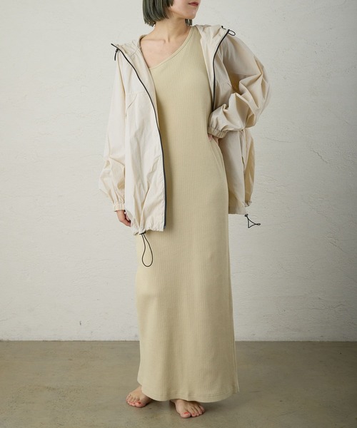 LOUNGEDRESS（ラウンジドレス）の「【earthy_/アーシー】リブワンショルタンクワンピース（ワンピース・レディース・ブラック/ベージュ・SMALL/MEDIUM）」の14枚目の写真