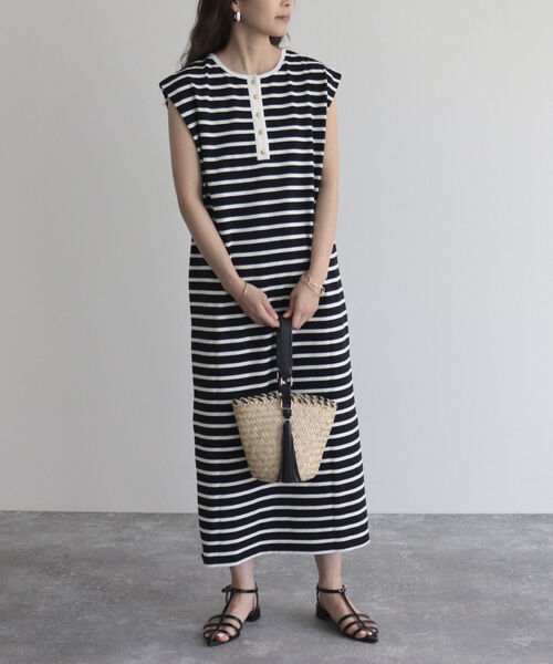 fredy emue（フレディエミュ）の「ボーダー2WAYフレンチスリーブワンピース（ワンピース・レディース・ホワイト系その他/ブラック系その他/グレー系その他・38）」の5枚目の写真