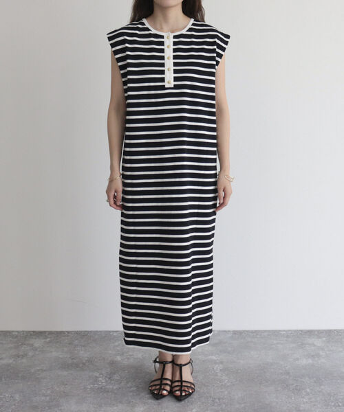 fredy emue（フレディエミュ）の「ボーダー2WAYフレンチスリーブワンピース（ワンピース・レディース・ホワイト系その他/ブラック系その他/グレー系その他・38）」の6枚目の写真