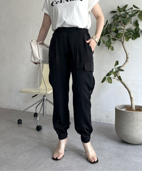 prose verse（プロズヴェール）の「サイドポケットサテンジョガーパンツ（カーゴパンツ・レディース・カーキ/グレー/ブラック・ﾌﾘ-）」の10枚目の写真