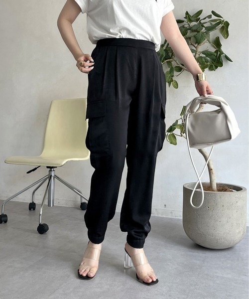 prose verse（プロズヴェール）の「サイドポケットサテンジョガーパンツ（カーゴパンツ・レディース・カーキ/グレー/ブラック・ﾌﾘ-）」の20枚目の写真