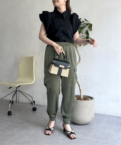 prose verse（プロズヴェール）の「サイドポケットサテンジョガーパンツ（カーゴパンツ・レディース・カーキ/グレー/ブラック・ﾌﾘ-）」の18枚目の写真