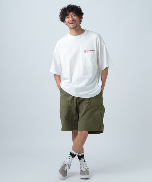 CHARI&CO(チャリアンドコー)の「【CHARI&CO SAFE RIDE for BAYFLOW】ポケットTシャツ(Tシャツ/カットソー・メンズ・オフホワイト/ブルー/レッド・MEDIUM/LARGE)」の4枚目の写真